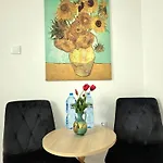 Kompleks Domkow Na Mazurach Dla Grupy 18 Osobowej Sedansk