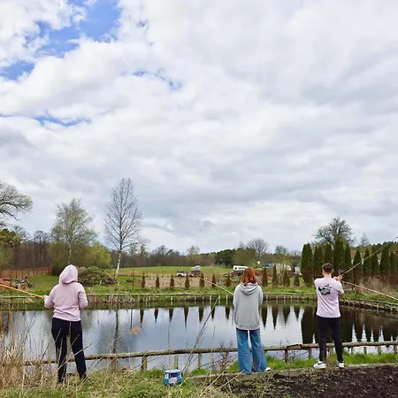 Kompleks Domkow Na Mazurach Dla Grupy 15 Osobowej *