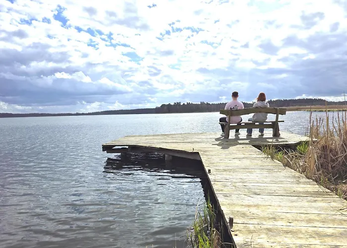 Kompleks Domkow Na Mazurach Dla Grupy 18 Osobowej * Sedansk